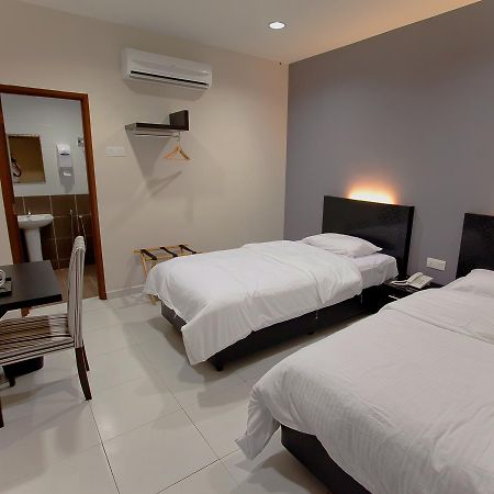 Melody Inn Hotel Kluang Exterior photo