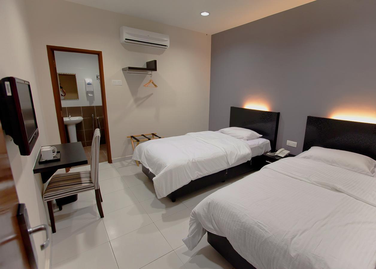 Melody Inn Hotel Kluang Exterior photo